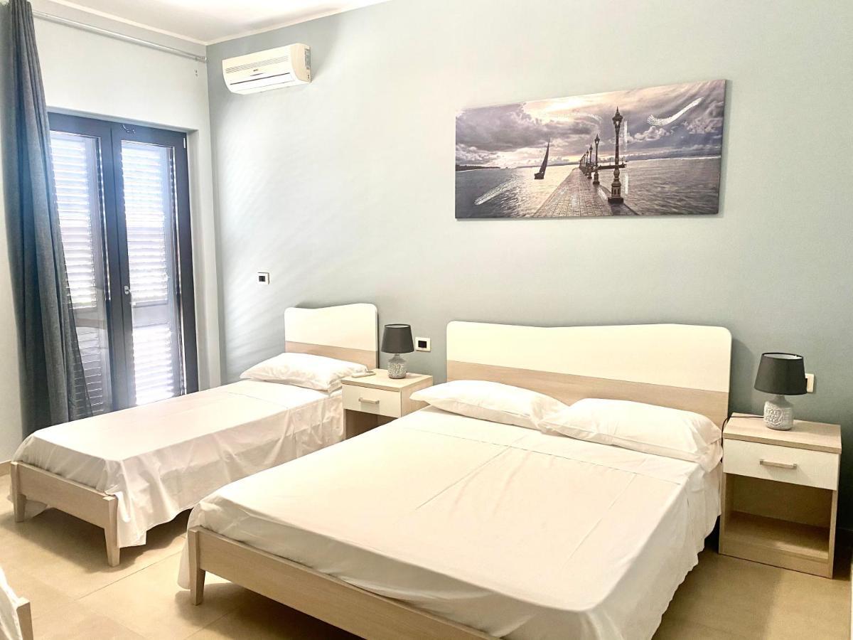 Casa Vacanze E Fitta Camere San Nico Corigliano Calabro Exterior foto