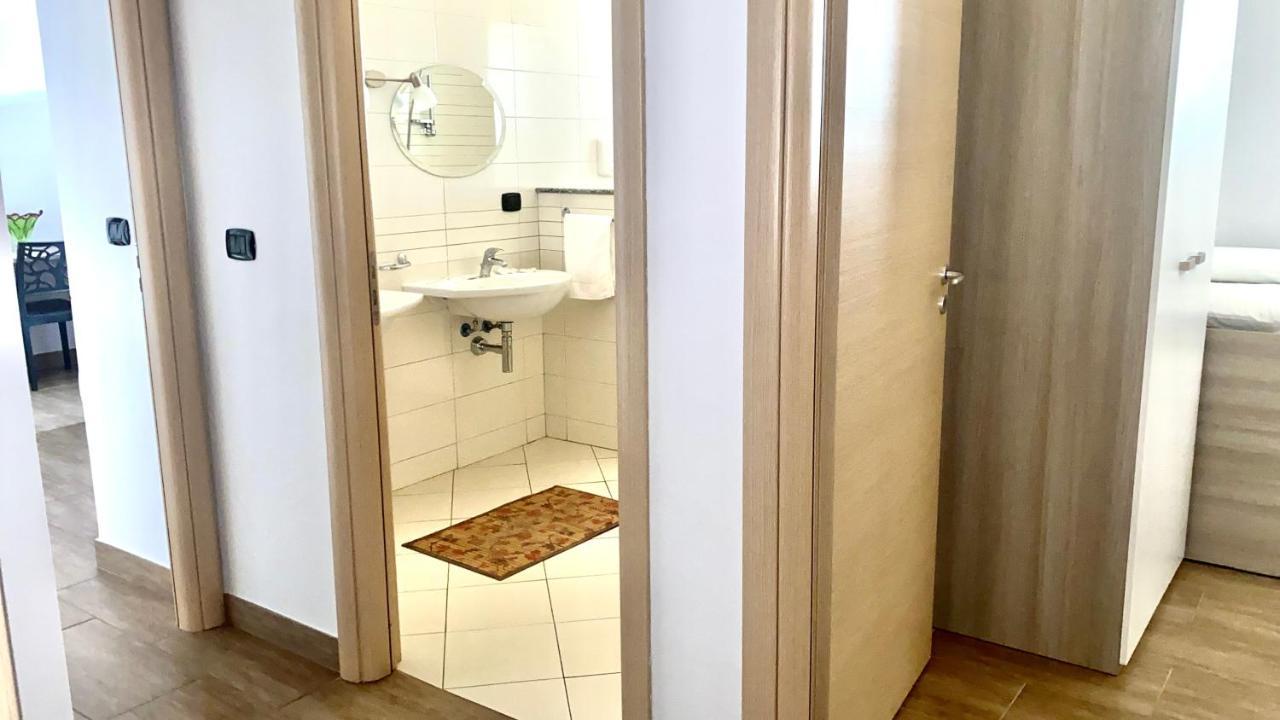 Casa Vacanze E Fitta Camere San Nico Corigliano Calabro Exterior foto