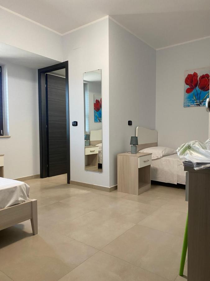 Casa Vacanze E Fitta Camere San Nico Corigliano Calabro Exterior foto